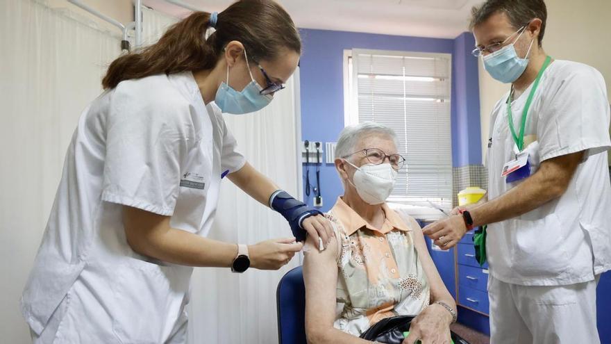 Doble vacunación de gripe y covid en la provincia de Alicante