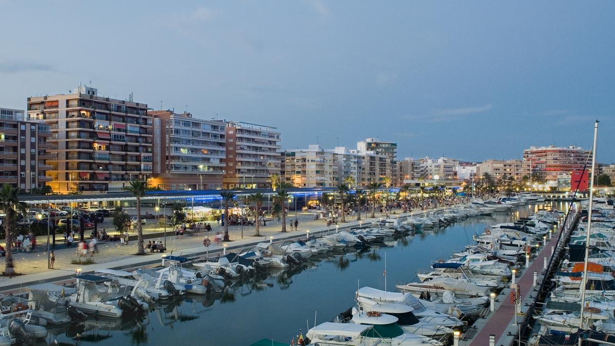 El puerto pesquero de Santa Pola es actualmente uno de los más importantes del Mediterráneo.
