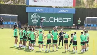 Maratón de partidos para el Elche en abril