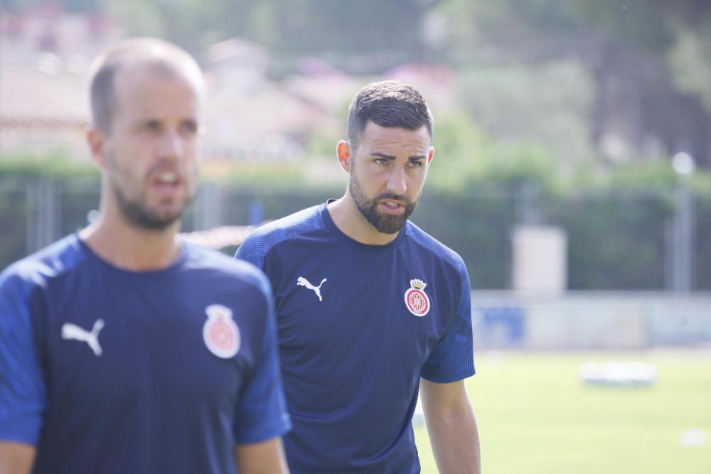 Entrenament de portes obertes del Girona FC a l'Escala