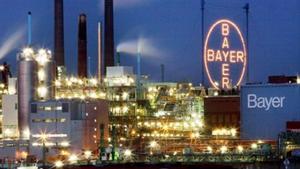 Naves industriales de Bayer en la localidad alemana de Leverkusen.