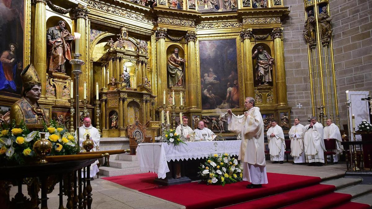 Busto de San Fulgencio, el patrón de Plasencia.