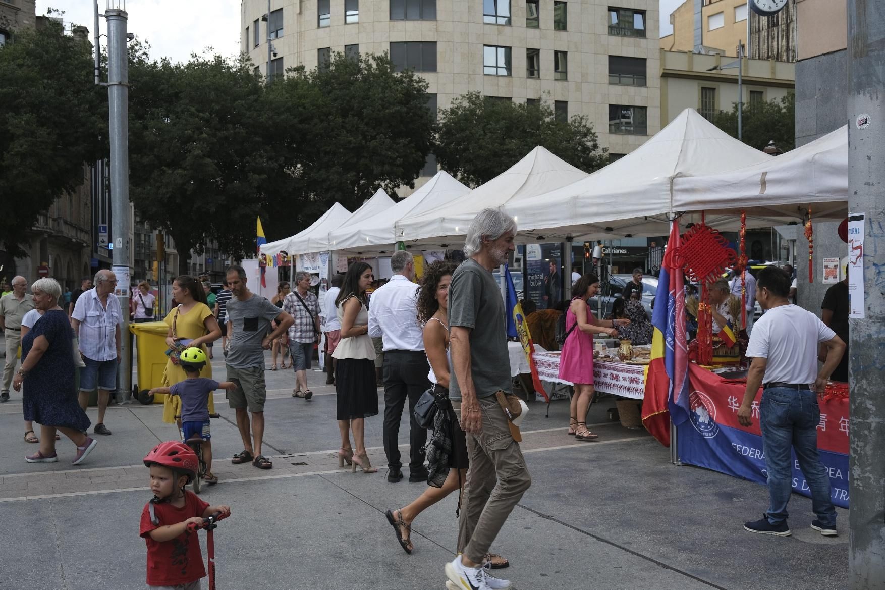 Manresa presumeix d'interculturalitat a Sant Domènec