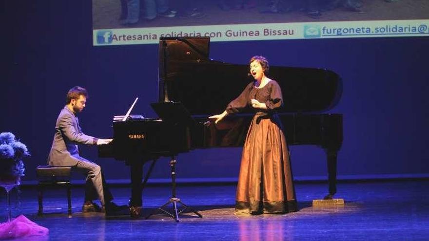 Noemí Mazoy Germán Barrio, en el concierto benéfico. // Iñaki Osorio