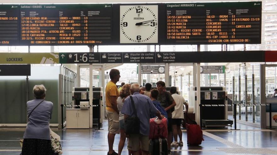 El Ayuntamiento reitera a Adif que bautice la estación como &quot;Alicante-Eusebio Sempere&quot;