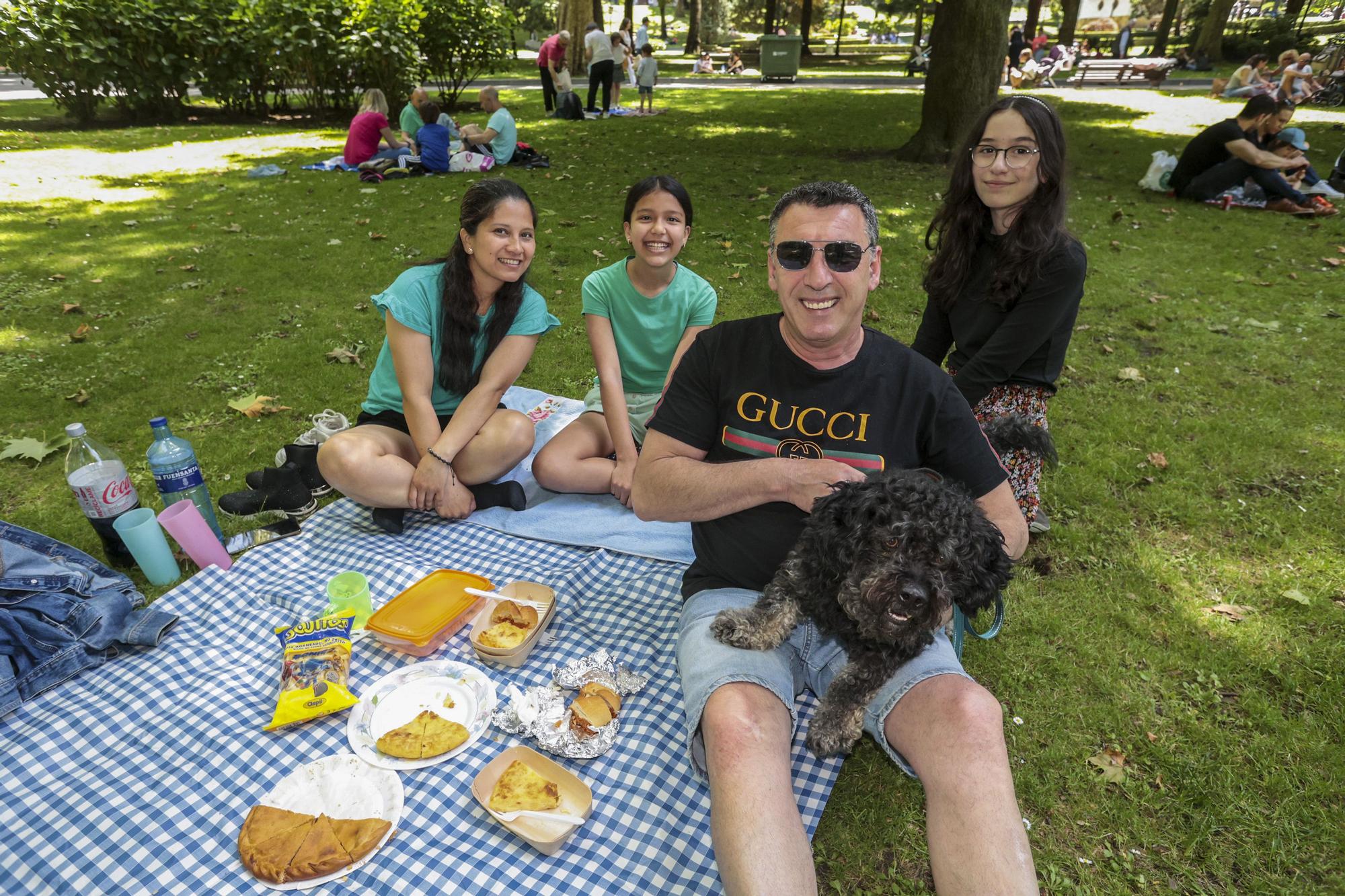 Martes de Campo: los ovetenses comienzan la fiesta