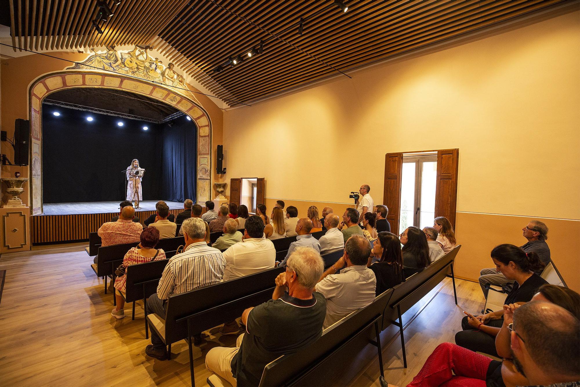 Así ha sido la inauguración del teatro modernista del Palau-Castell de Betxí
