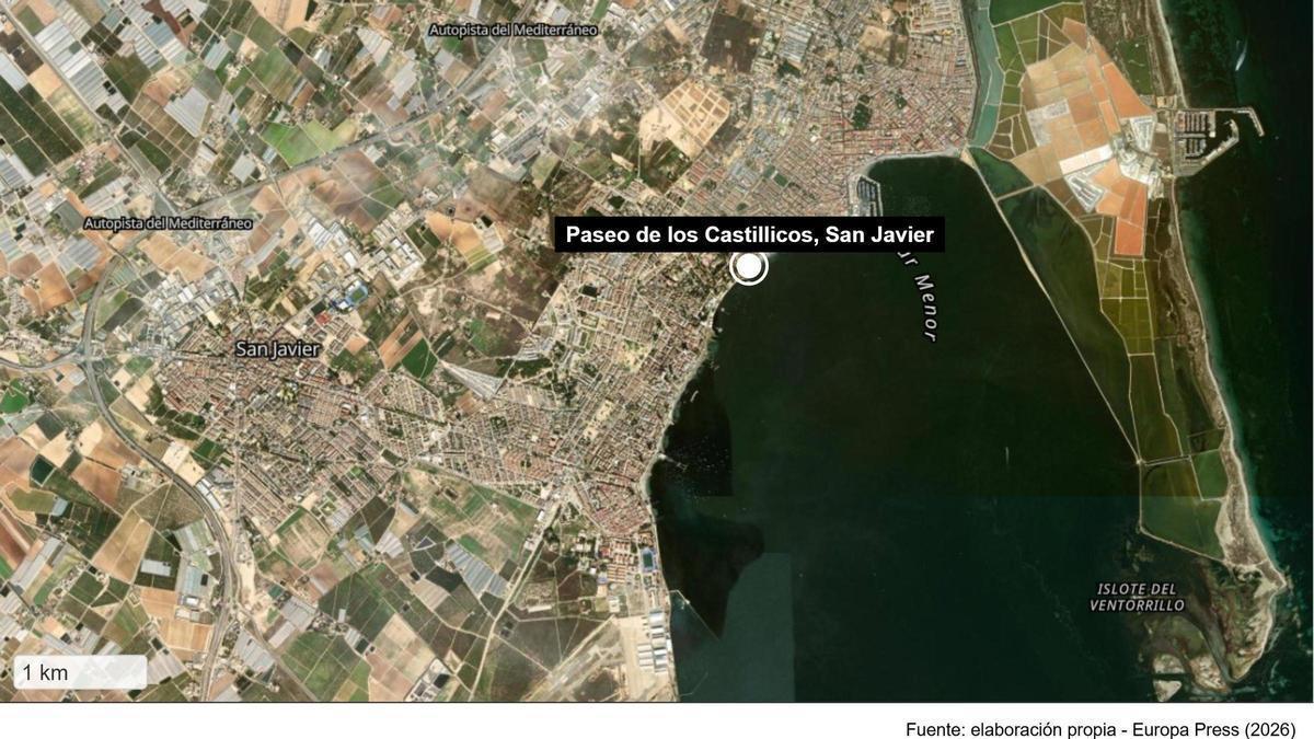 Rescatado inconsciente del agua un hombre en la playa de Los Castillicos, San Javier