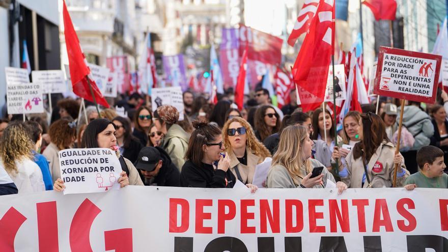 Más de 600 trabajadores de tiendas de Inditex protestan en A Coruña para exigir mejoras