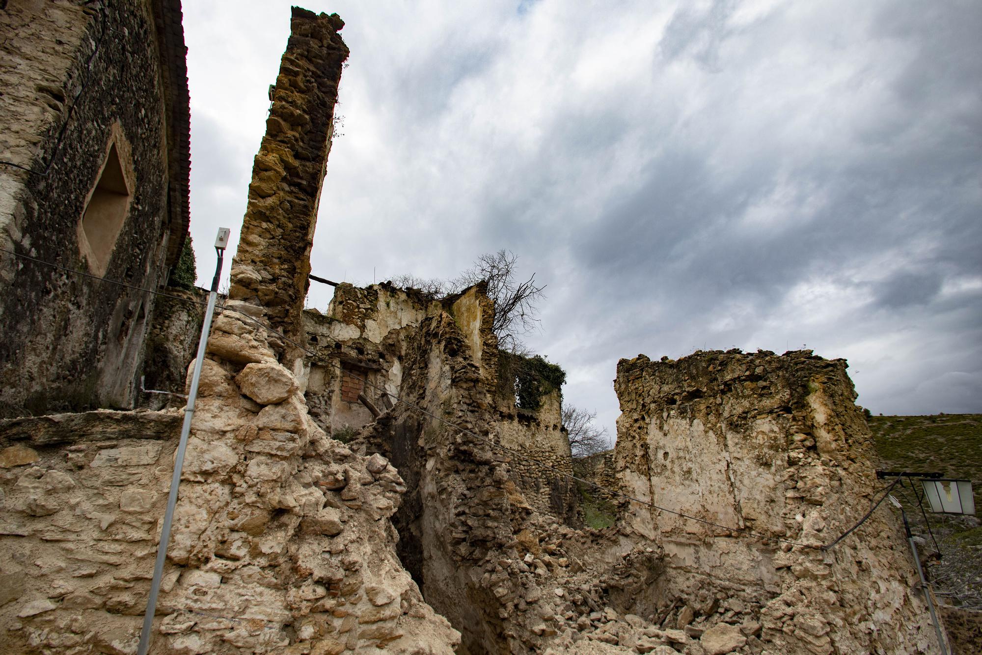 Se derrumba una casa del Barri Medieval de Bocairent