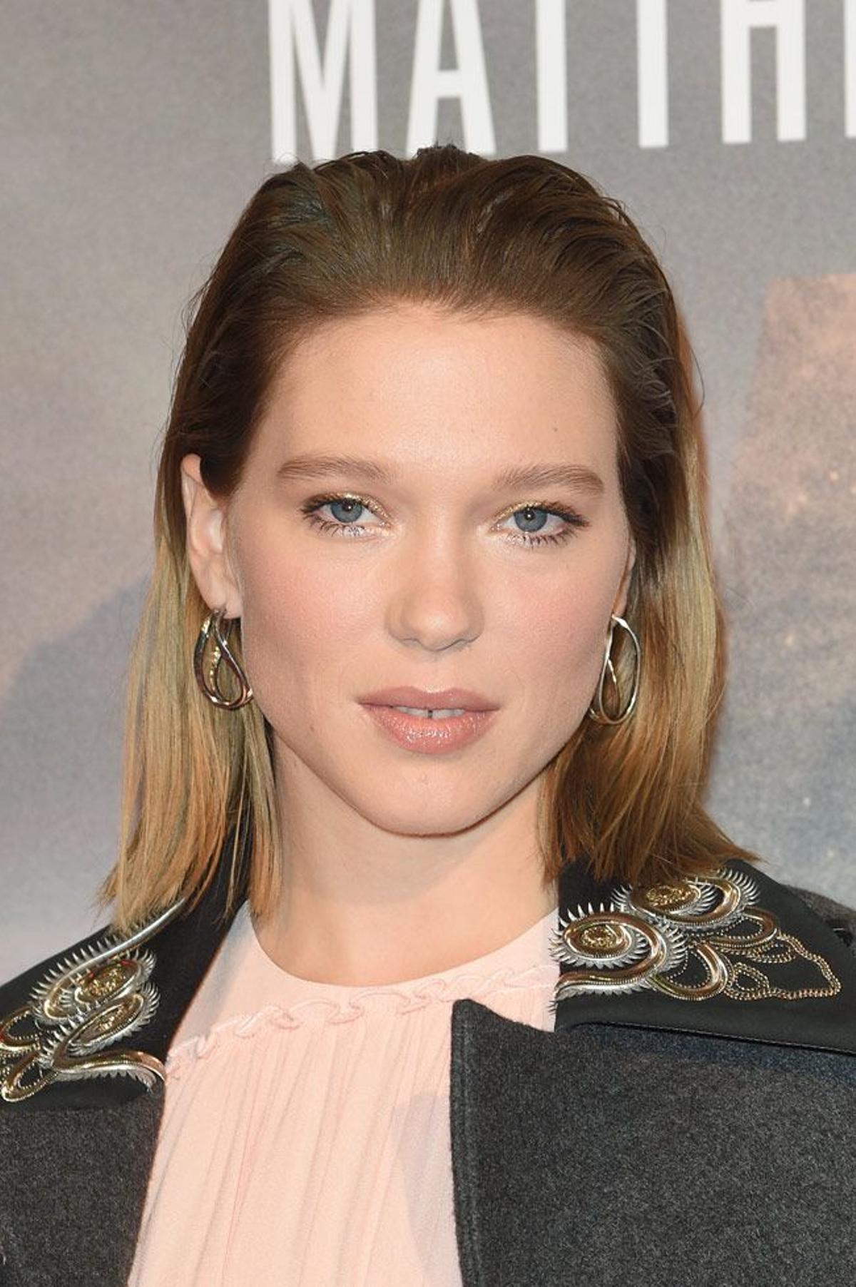 El maquillaje con 'eyeliner' dorado de Léa Seydoux