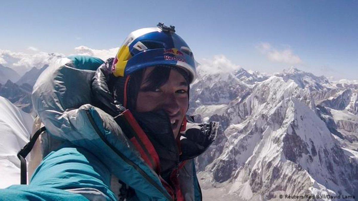 El austriaco David Lama, uno de los alpinistas desaparecidos cuando escalaban el Howse Peak.