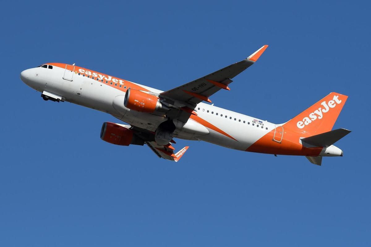 Una avión de Easyjet.