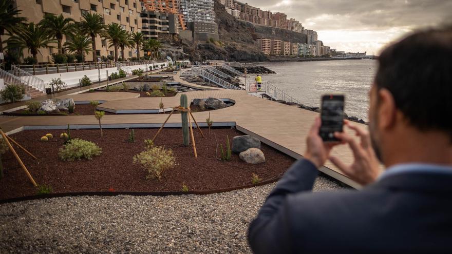 En Tabaiba inauguraron un paseo marítimo renovado por €2,1 millones.