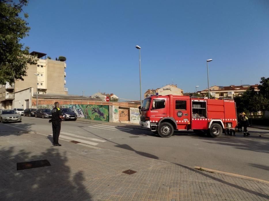 Incendi al carrer de Ramon Iglesias