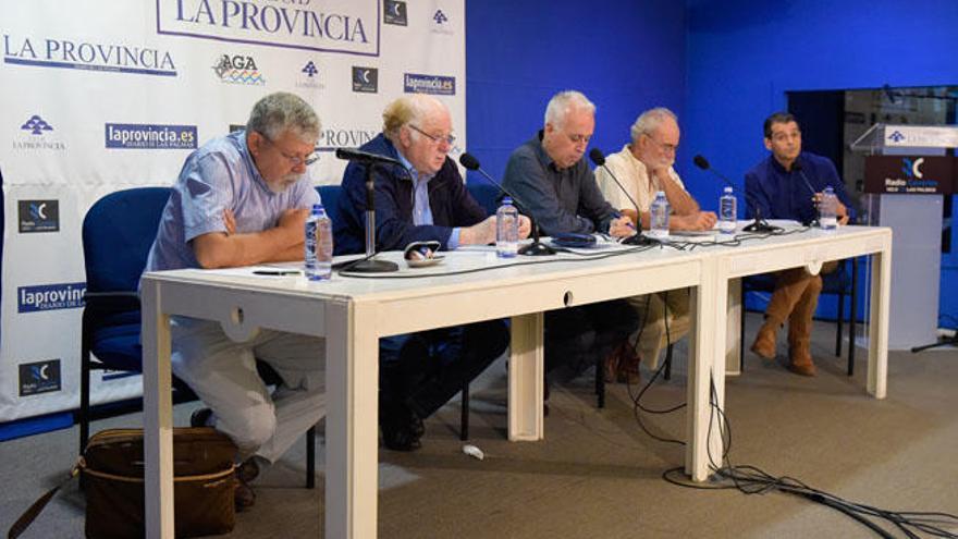 Guillermo Morales, Eduardo Cáceres, Javier Durán, Antonio González y Carmelo León
