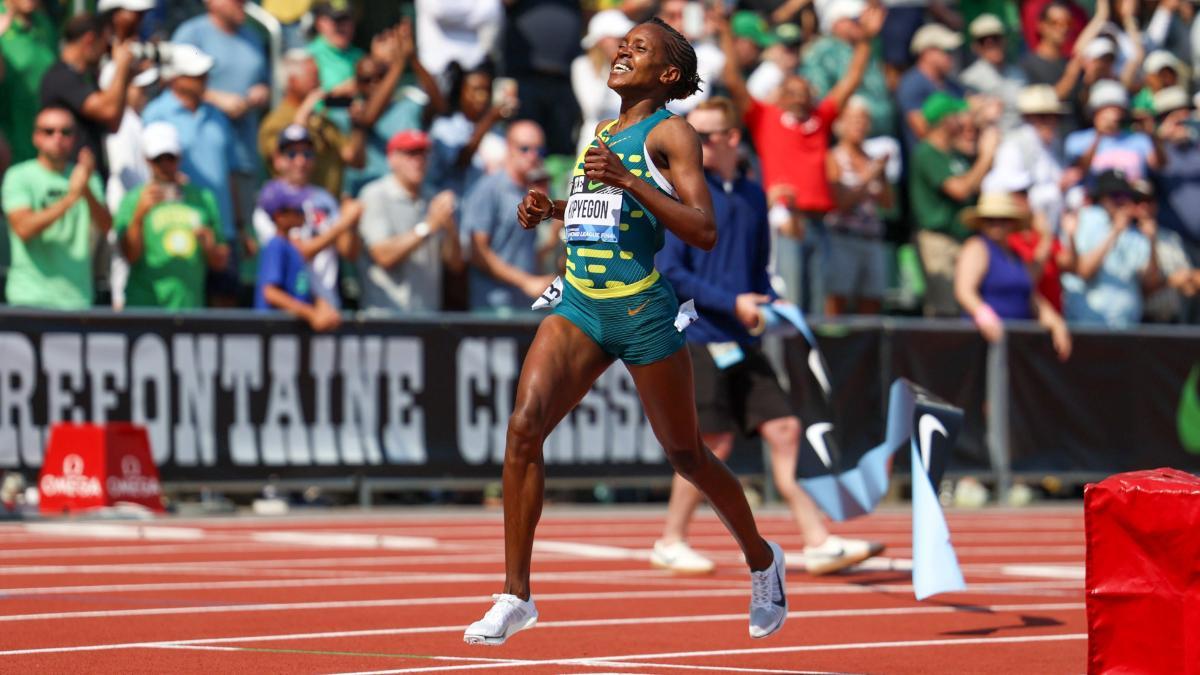 Faith Kipyegon no tiene rival en los 1.500