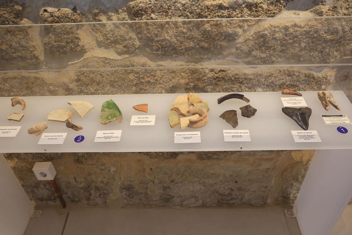 Restos arqueológicos encontrados en la calle real, 66