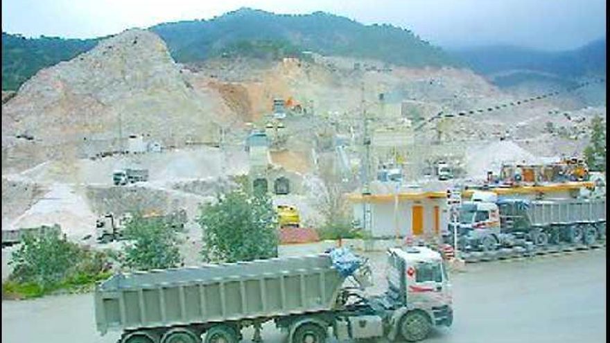 Alhaurín de la Torre dice no a la apertura de una cantera en la Sierra de Cártama
