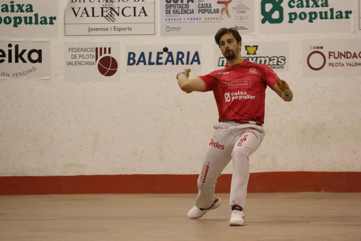 L’equip de La Pobla de Vallbona, amb Puchol II al rest, no va permetre que Dénia trencara el seu dau.