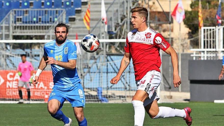 Gianluca Simeone marcó ayer el 3-0 de su conjunto en el estadio de Can Misses.