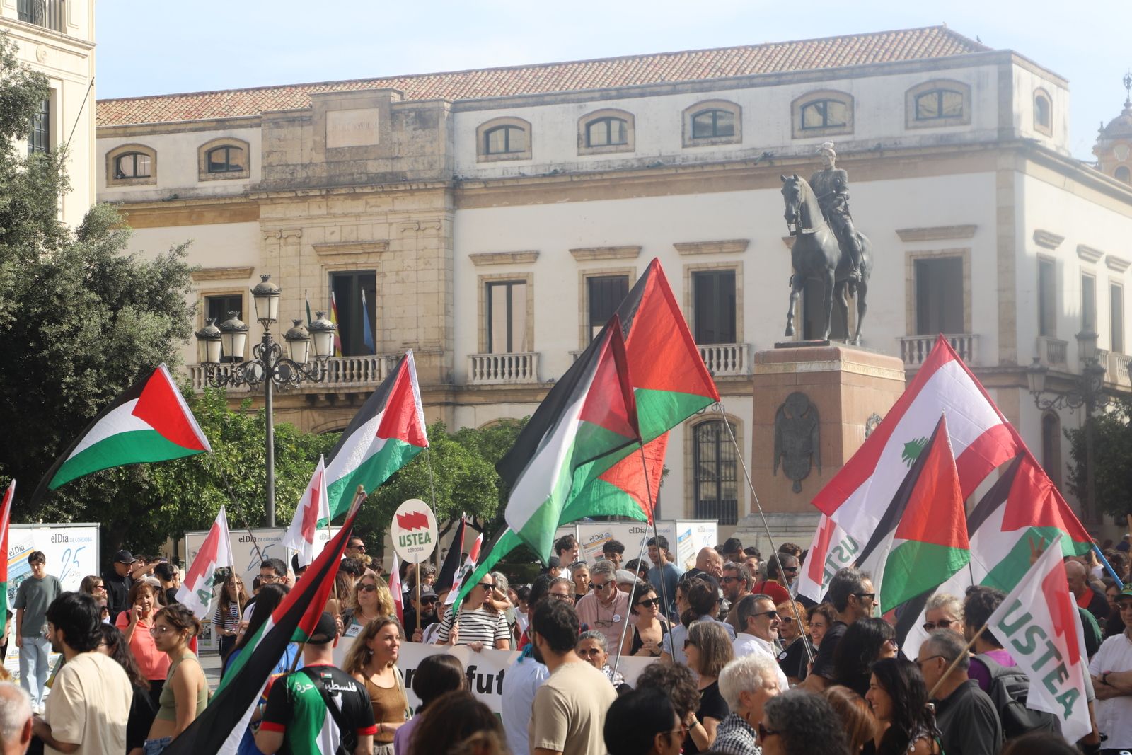 La manifestación estudiantil por Palestina, en imágenes