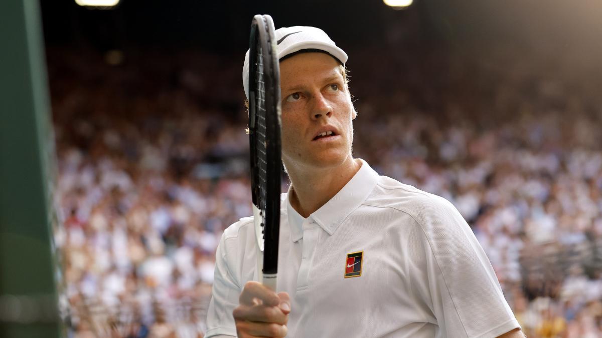 Sinner durante la final de Wimbledon de 2025