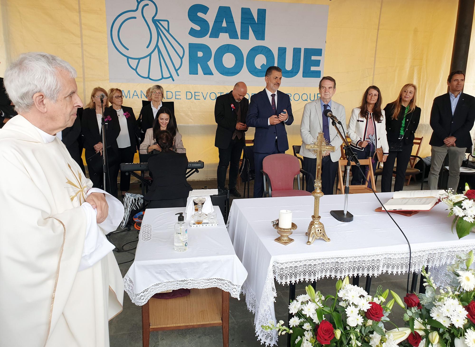 Vigo celebra un San Roque pasado por agua