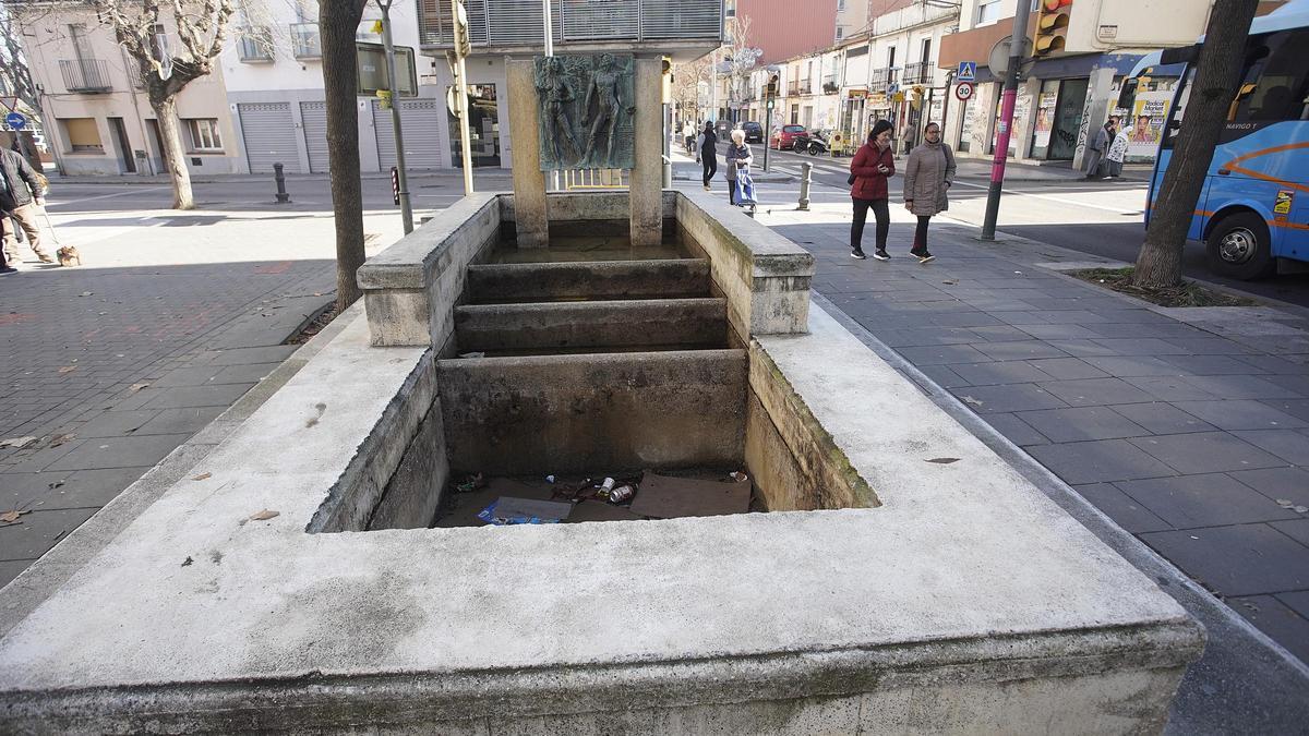 La font del Passeig Ciutat de Girona que es vol remodelar.