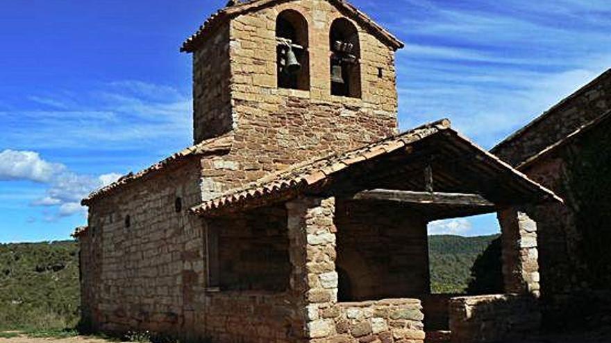 L&#039;ermita de Santa Maria de Viladelleva és a uns sis quilòmetres del nucli urbà de Callús