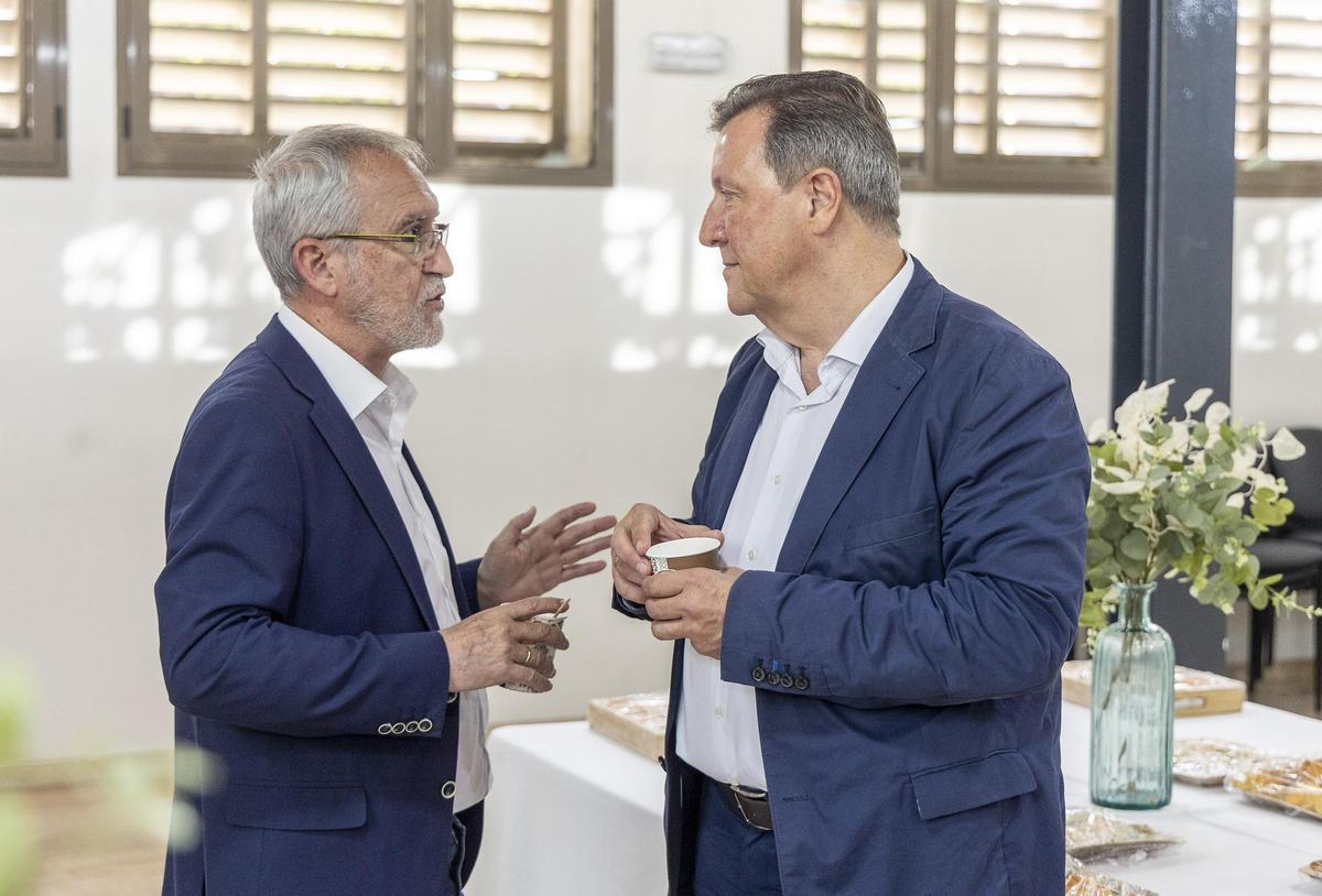 Orihuela presenta los avances en el proyecto de ciudad en la jornada "Proyectando Vega Baja" impulsada por INFORMACIÓN Orihuela presenta los avances en el proyecto de ciudad en la jornada "Proyectando Vega Baja" impulsada por INFORMACIÓN