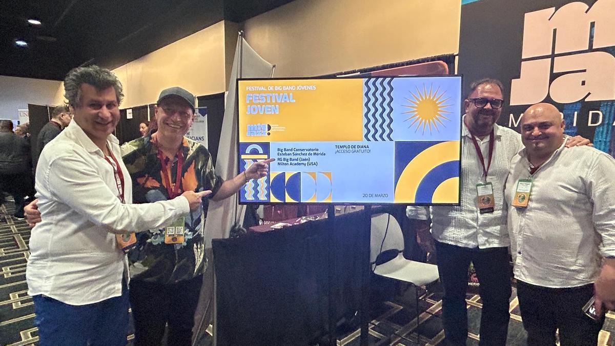 Asistentes a la conferencia anual sobre jazz en Nueva Orleans.