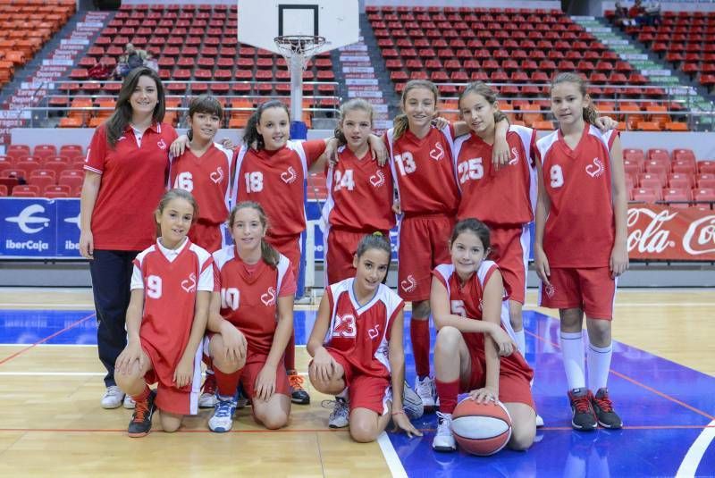 DÍA DEL MINIBASKET. Fotogalería de formación de equipos