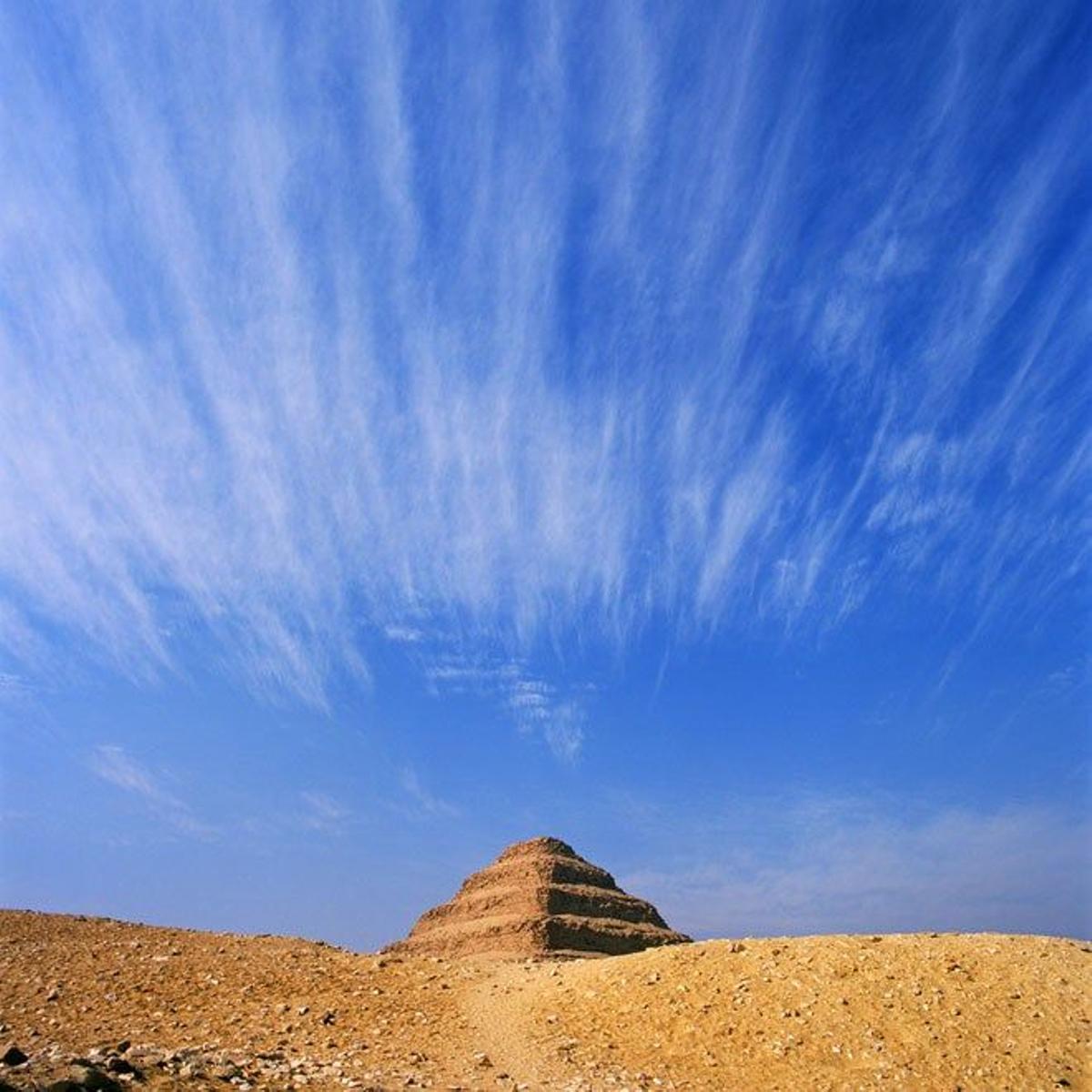 Pirámide escalonada de Zoser.