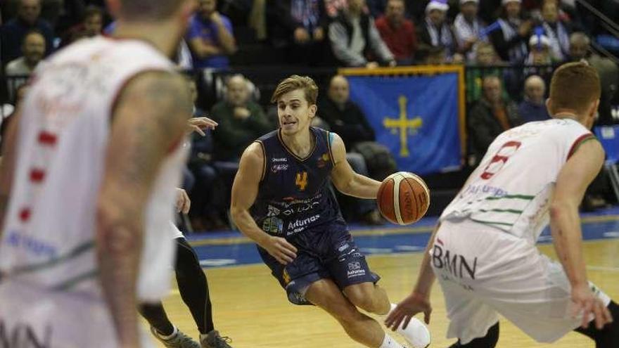 Un partido del Oviedo Baloncesto.