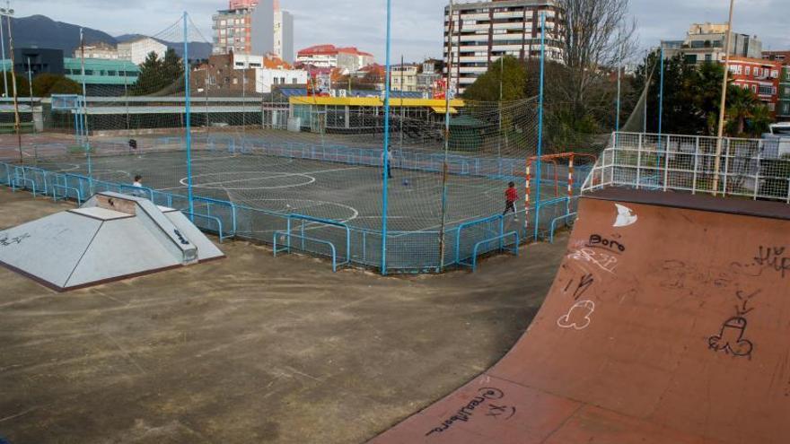 El reforma del skate park devolverá a O Cavadelo la referencia de los deportes urbanos en Vilagarcía
