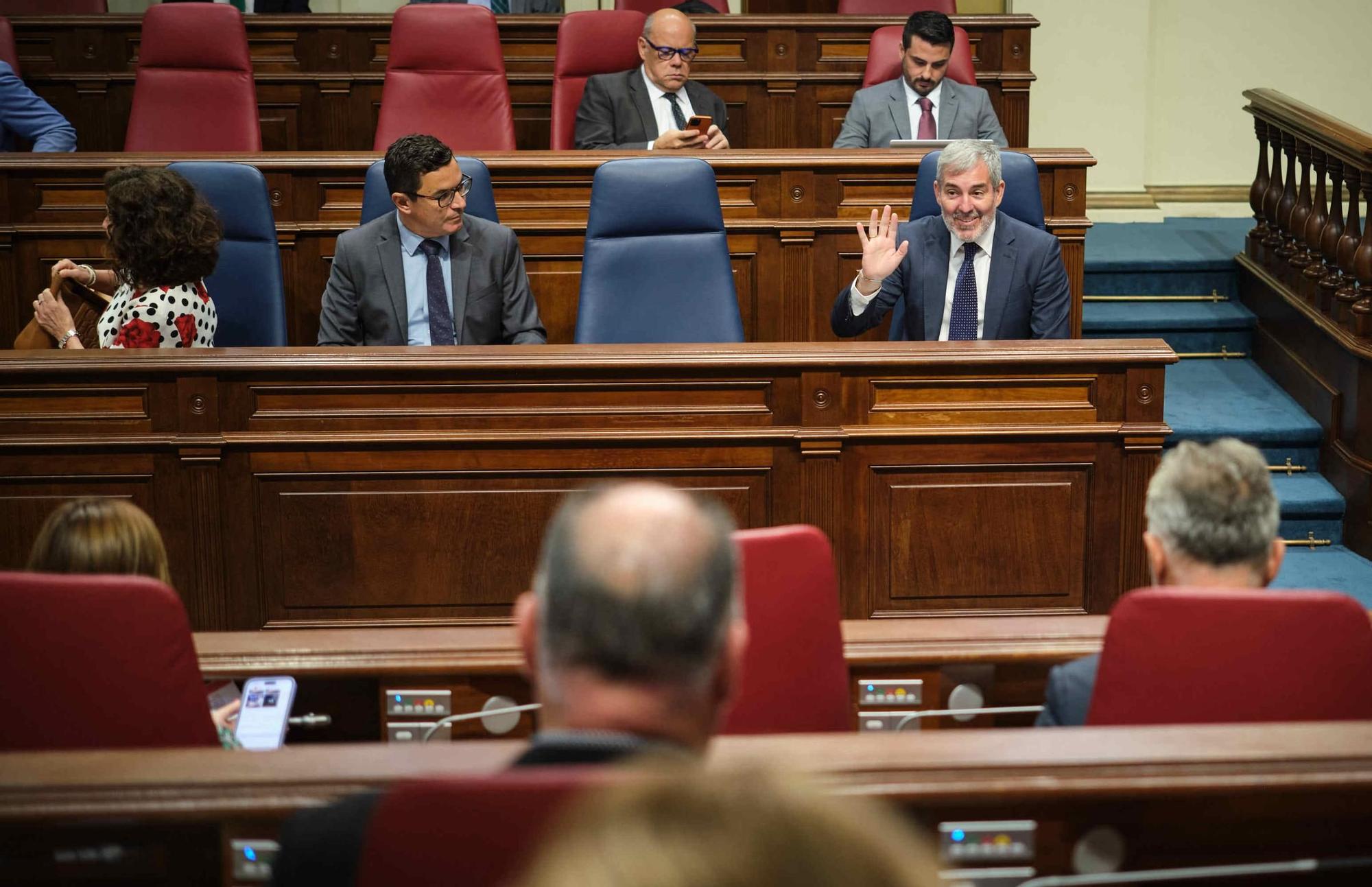 Pleno del Parlamento de Canarias