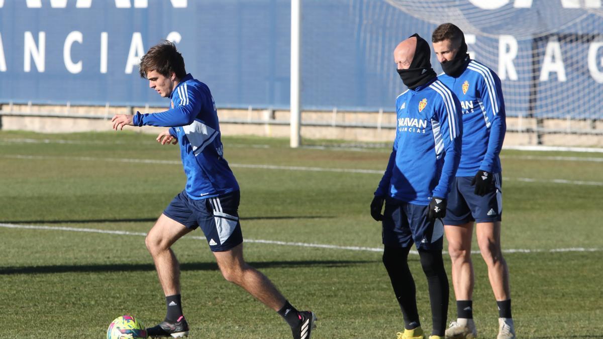 Francho, Mollejo y Nieto, durante el entrenamiento de este sábado.