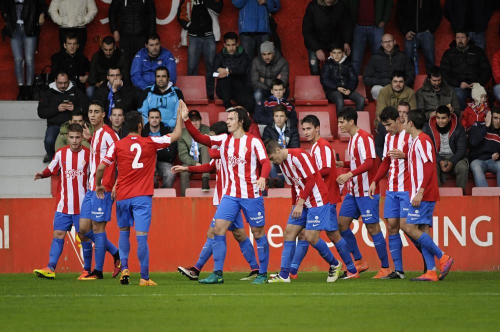 El partido entre el Sporting B y el Real Avilés, en imágenes