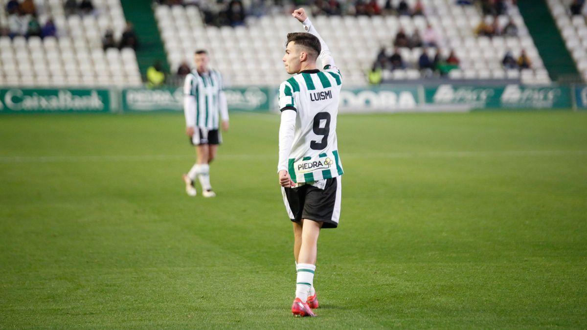 Luismi Redondo celebra un gol con el Córdoba CF, en El Arcángel, la pasada temporada.