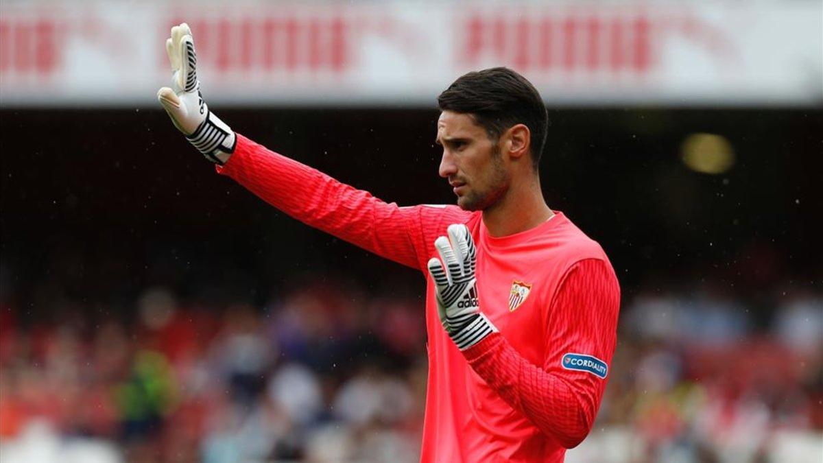 Sergio Rico manifiesta su felicidad en Inglaterra y no pretende volver al Sevilla