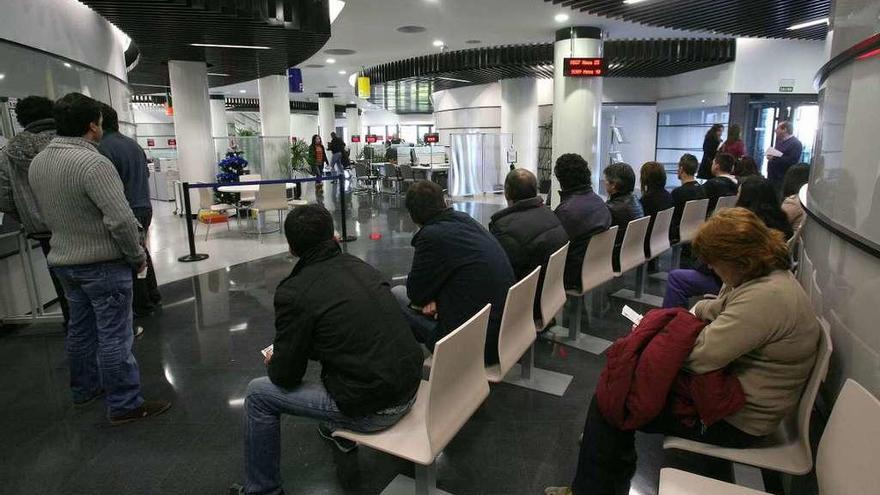 Una oficina de empleo en Vigo. // R. Grobas