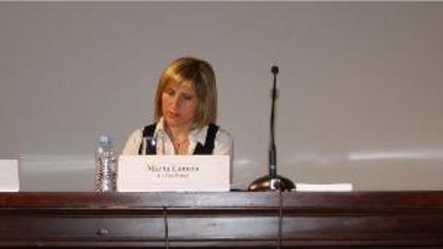 Casanova, Lanuza y Ordaz, ayer en el Aula Magna de la Nau de la Universitat de València.