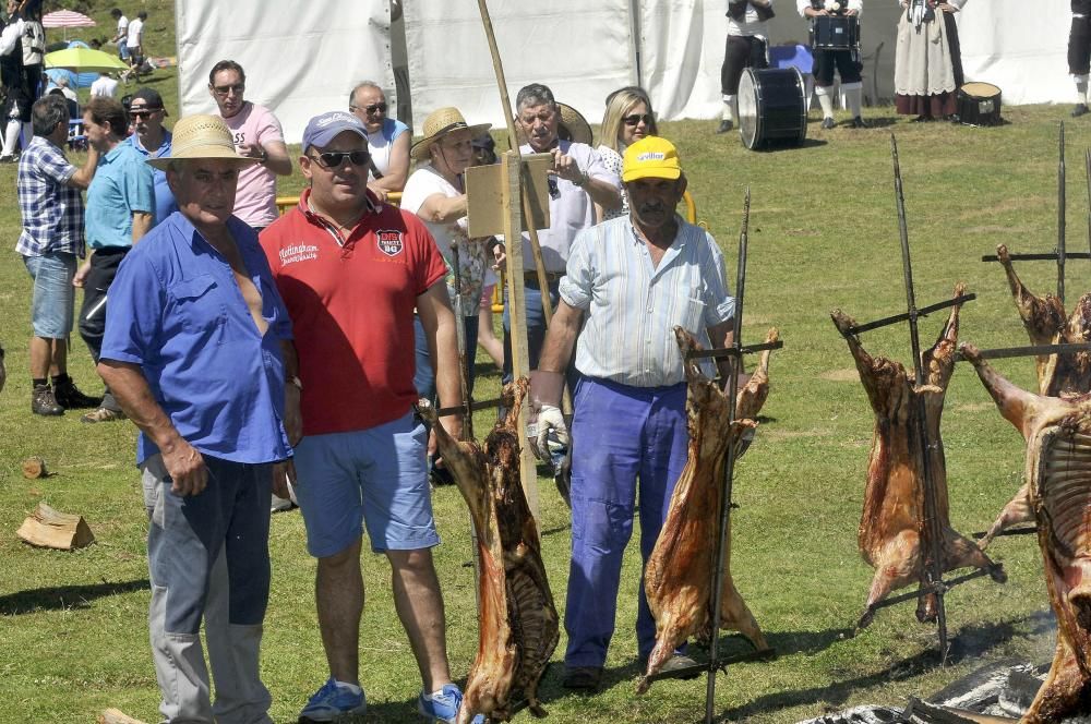 Fiesta del Corderu en Prau L.lagüezos