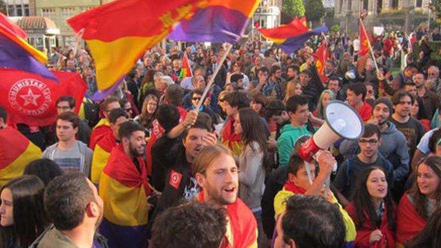 Protestas en Oviedo por los Princesa de Asturias.