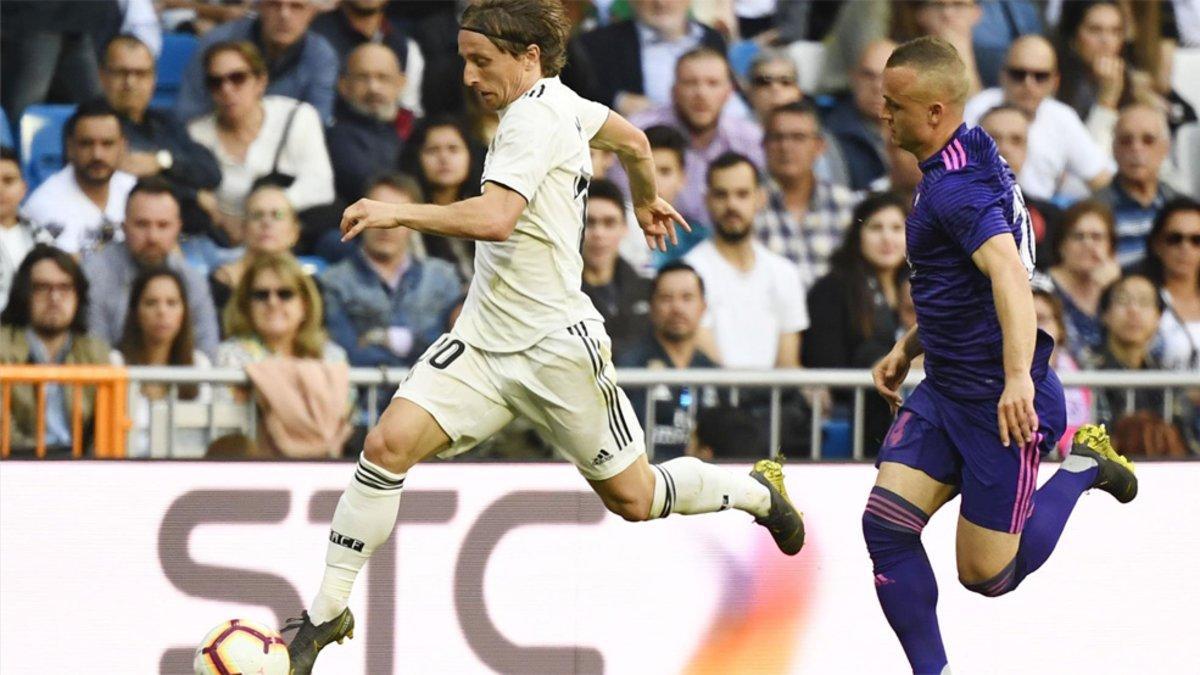 Martínez Munuera anuló una acción de gol de Modric por fuera de juego en el Real Madrid-Celta