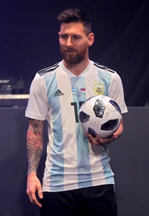 Messi presenta la pilota del Mundial de Rússia