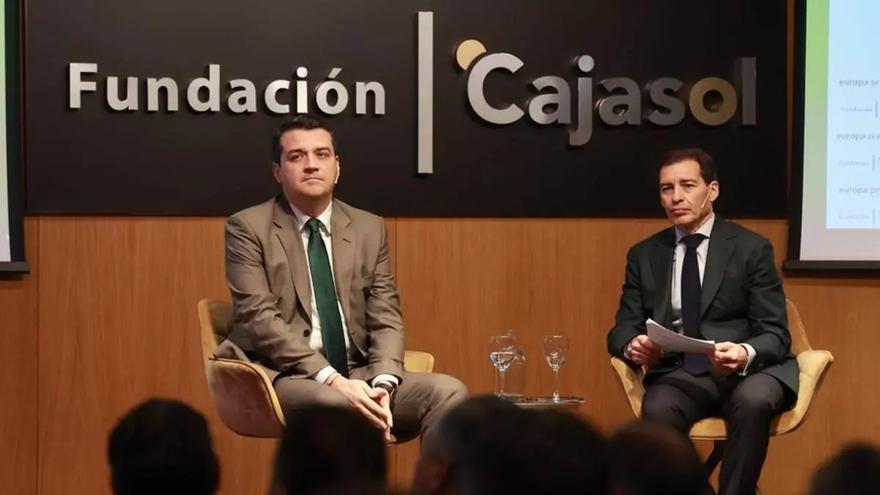 El alcalde de Córdoba agita el debate sobre la tasa turística: &quot;No la descarto a medio plazo&quot;