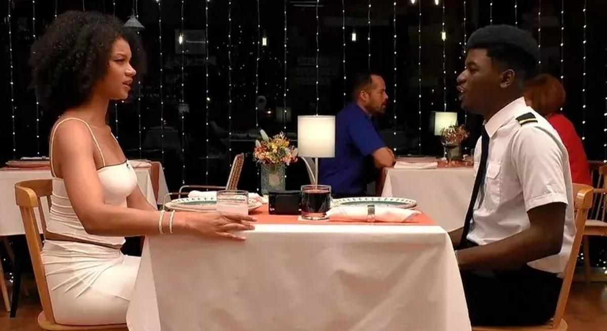 Jessika y José durante su cita en 'First dates'.
