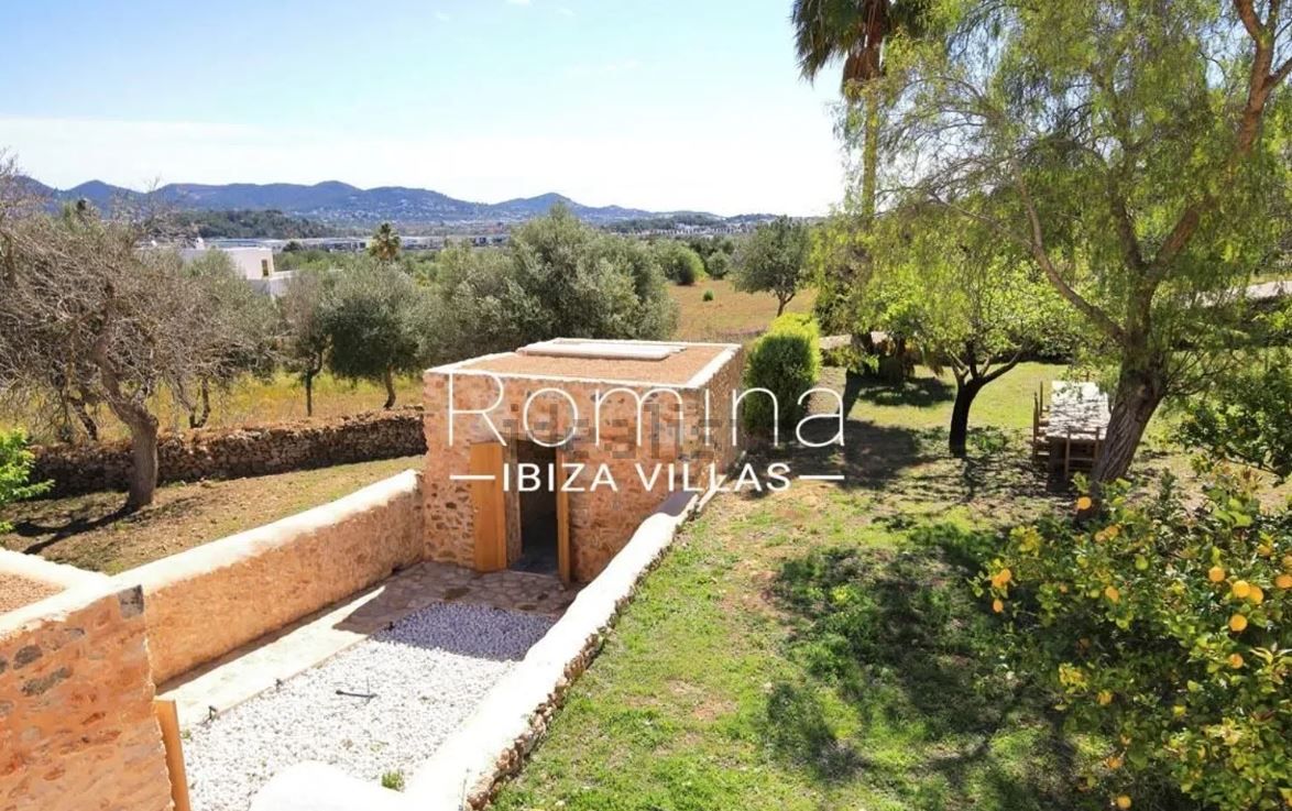 Imágenes de una casa payesa en Ibiza del siglo XIX que se vende por 4,2 millones